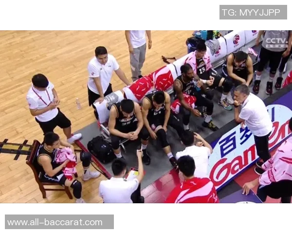 神射对决即将来临ESPN预测勇士胜率高达692黄蜂仅308