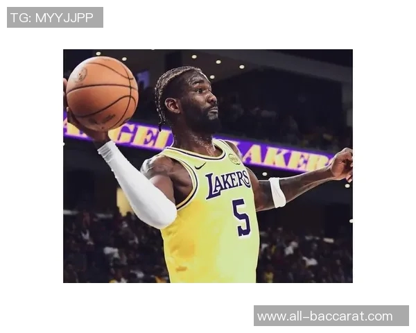 湖人连败期间艾顿表现低迷场均仅得65分和55个篮板命中率不足40